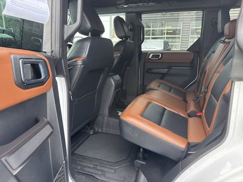 Used 2024 Ford Bronco Outer Banks image 20