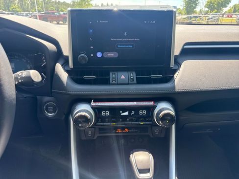 Used 2024 Toyota RAV4 XLE Premium FWD image 18
