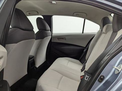 Used 2022 Toyota Corolla LE image 17