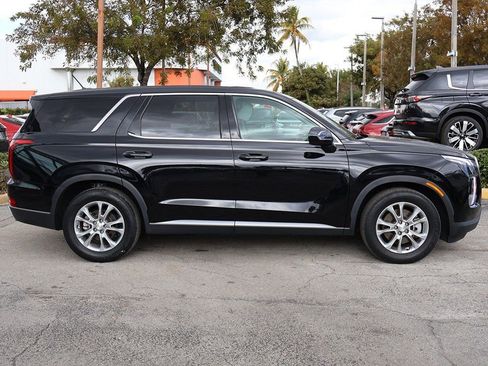 Used 2022 Hyundai Palisade SE image 17