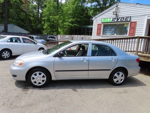 Used 2006 Toyota Corolla CE FWD image 8