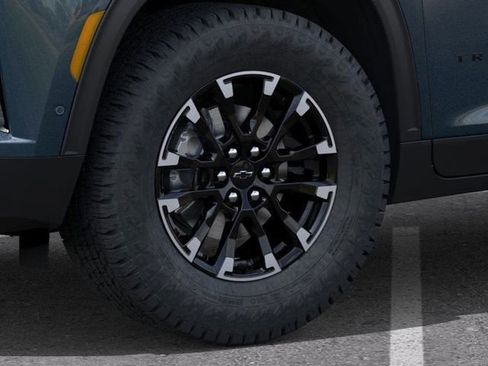 New 2026 Chevrolet Traverse Z71 w/ Enhanced Driving Package AWD/4WD image 9