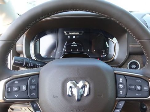 New 2025 RAM 1500 Limited image 18