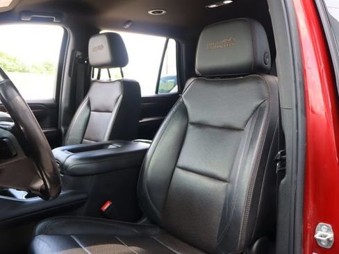 Used 2021 Chevrolet Tahoe High Country AWD/4WD image 16