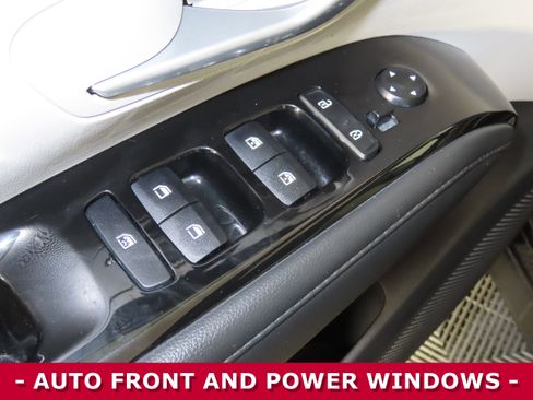 Used 2024 Hyundai Tucson Limited image 7