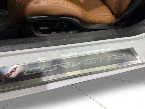 Used 2014 Chevrolet Corvette Stingray Convertible w/ 2LT Preferred Equipment Group image 28