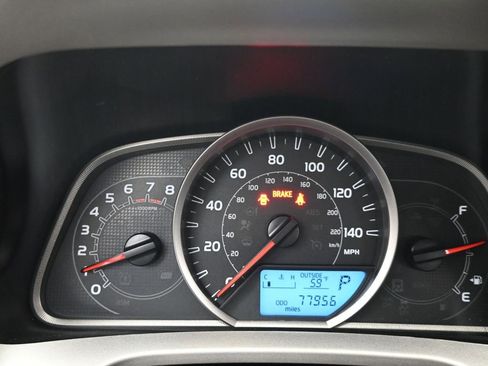 Used 2015 Toyota RAV4 LE image 16