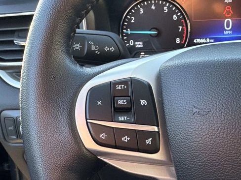 Used 2022 Ford Explorer XLT w/ Equipment Group 202A image 23