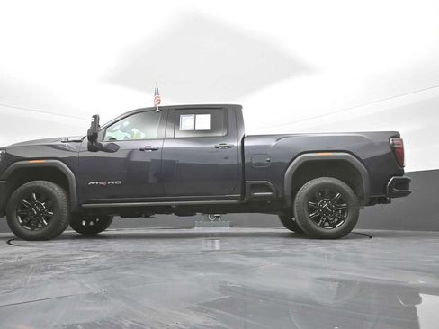 Used 2024 GMC Sierra 2500 AT4 w/ AT4 Premium Plus Package AWD/4WD image 39