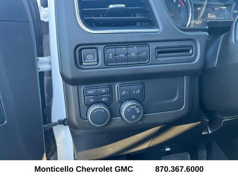 Used 2021 Chevrolet Tahoe LT image 30