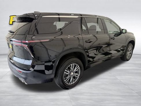 Used 2024 Chevrolet Traverse LS FWD image 6