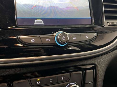 Used 2022 Buick Encore Preferred w/ Safety Package image 31