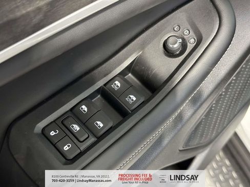 New 2026 Jeep Grand Cherokee Altitude AWD/4WD image 31