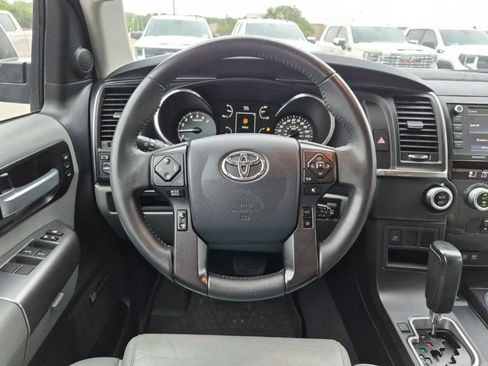 Used 2020 Toyota Sequoia Limited w/ Safety & Convenience Package RWD image 25