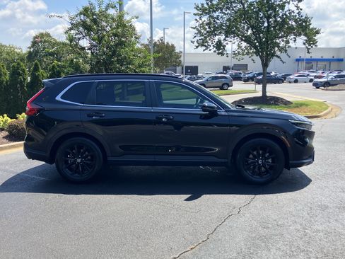 Used 2023 Honda CR-V Sport image 11