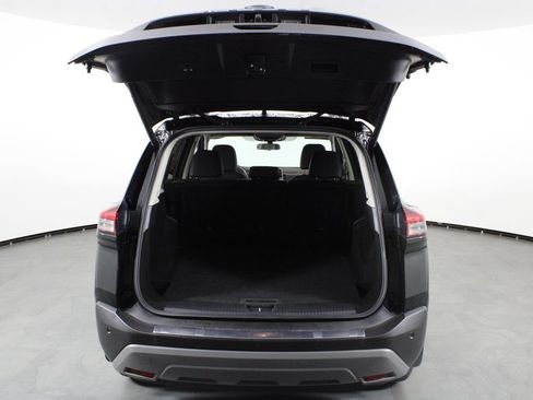 Certified 2023 Nissan Rogue SV w/ SV Premium B Package FWD image 17