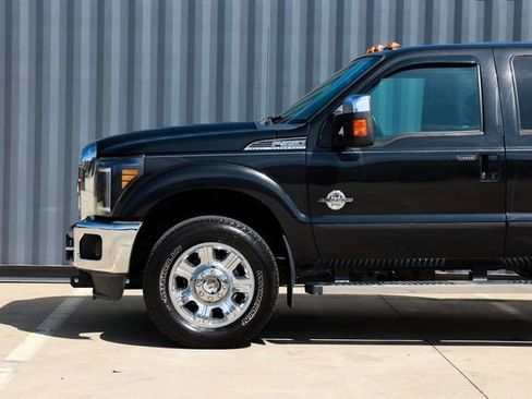 Used 2015 Ford F350 Lariat w/ Chrome Package image 30