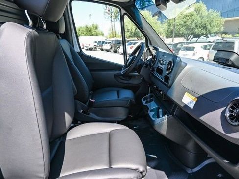 New 2025 Mercedes-Benz Sprinter 3500 image 7