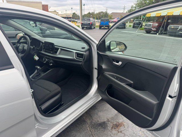 Used 2022 Kia Rio LX FWD image 38