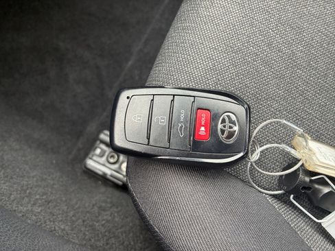 Used 2025 Toyota Camry LE image 22