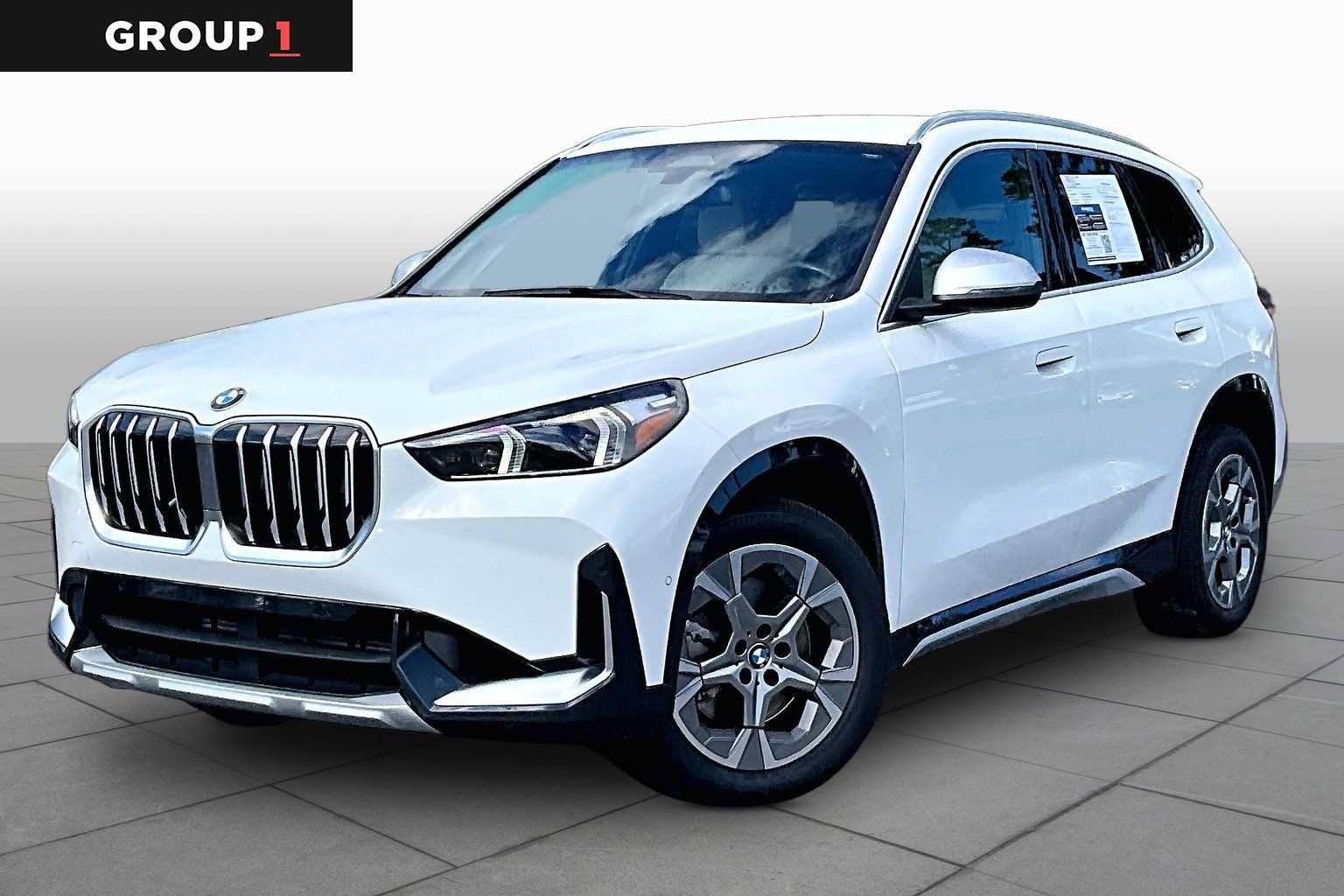 Used 2023 BMW X1 xDrive28i w/ Convenience Package AWD/4WD image 1