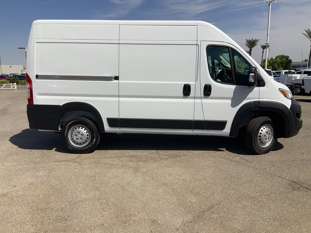 New 2027 RAM ProMaster 2500 w/ Convenience Group FWD image 12