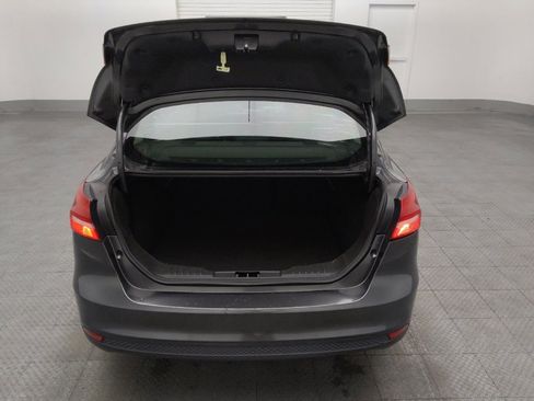 Used 2018 Ford Focus SE image 29