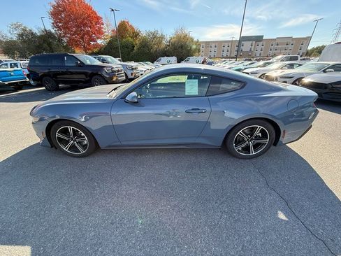 New 2026 Ford Mustang Coupe image 4