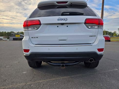 Used 2020 Jeep Grand Cherokee Limited w/ Luxury Group II image 9