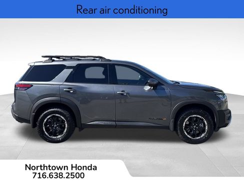 Used 2025 Nissan Pathfinder Rock Creek AWD/4WD image 3