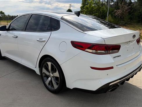 Used 2019 Kia Optima S w/ S Panoramic Sunroof Package FWD image 3