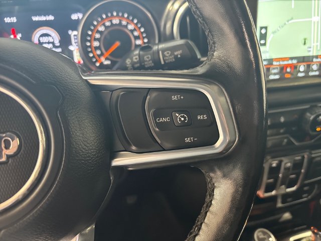 Used 2021 Jeep Wrangler Unlimited Sahara AWD/4WD image 9