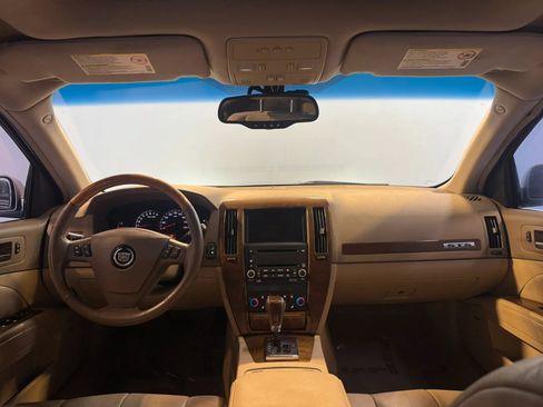 Used 2005 Cadillac STS V8 w/ Preferred Equipment Group RWD image 10