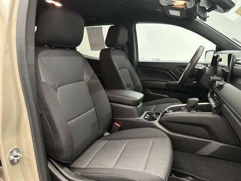 Used 2023 Chevrolet Colorado Trail Boss w/ Technology Package image 28