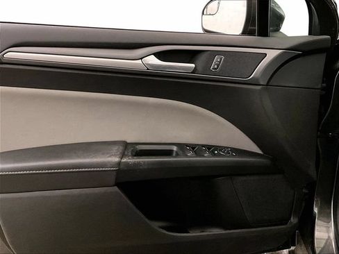 Used 2016 Ford Fusion S FWD image 23