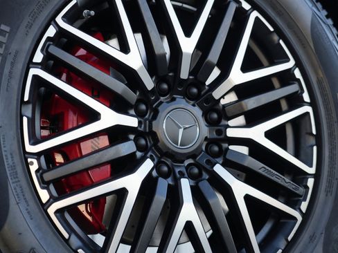 Used 2022 Mercedes-Benz G 63 AMG Squared image 67