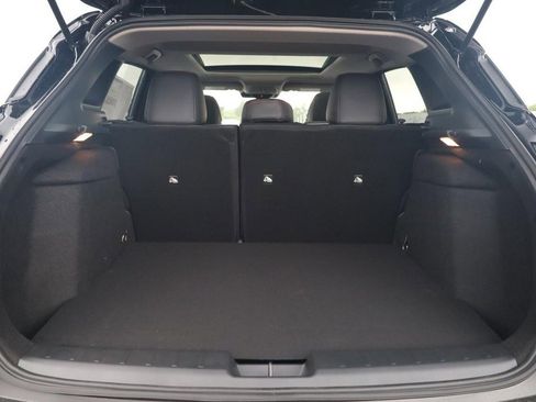 New 2026 Nissan Kicks SR w/ SR Premium Package image 7