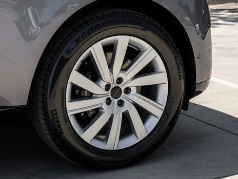 New 2026 Land Rover Range Rover SE AWD/4WD image 75