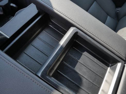 Certified 2025 Toyota Tundra Limited AWD/4WD image 34