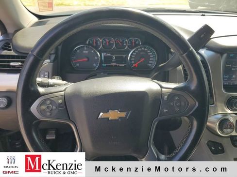 Used 2016 Chevrolet Suburban LT RWD image 12