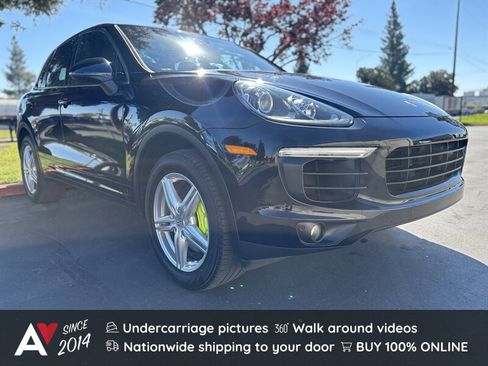 Used 2017 Porsche Cayenne S AWD/4WD image 1