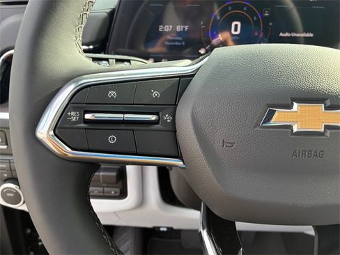 New 2025 Chevrolet Suburban Premier image 22