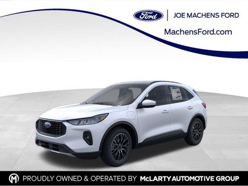 New 2026 Ford Escape SE FWD image 1