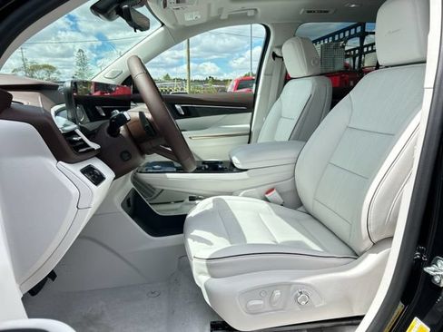 New 2026 Buick Enclave Avenir w/ Super Cruise Package AWD/4WD image 27