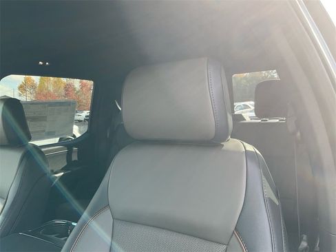 New 2025 Ford F150 Lariat w/ Equipment Group 501A Mid image 17