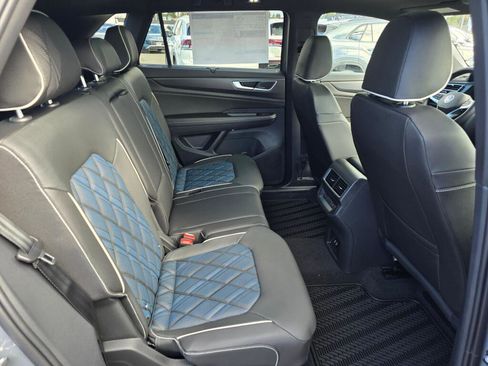 New 2026 Volkswagen Atlas Cross Sport SEL Premium R-Line image 42