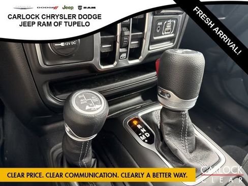 Used 2025 Jeep Wrangler Sahara w/ Safety Group image 23