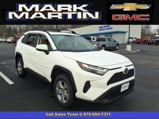 Used 2024 Toyota RAV4 XLE w/ Convenience Package video 1