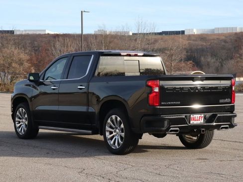 Used 2020 Chevrolet Silverado 1500 High Country w/ Technology Package image 10