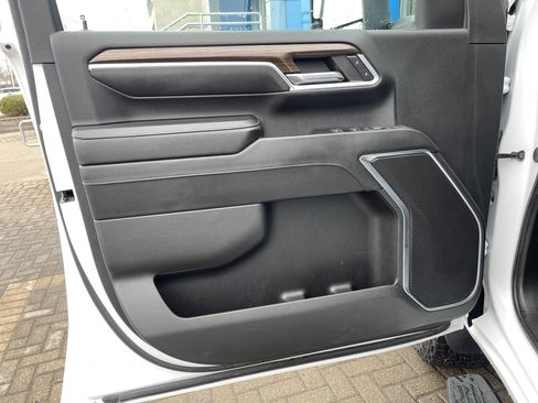 Used 2024 Chevrolet Silverado 2500 LT w/ All Star Edition image 17